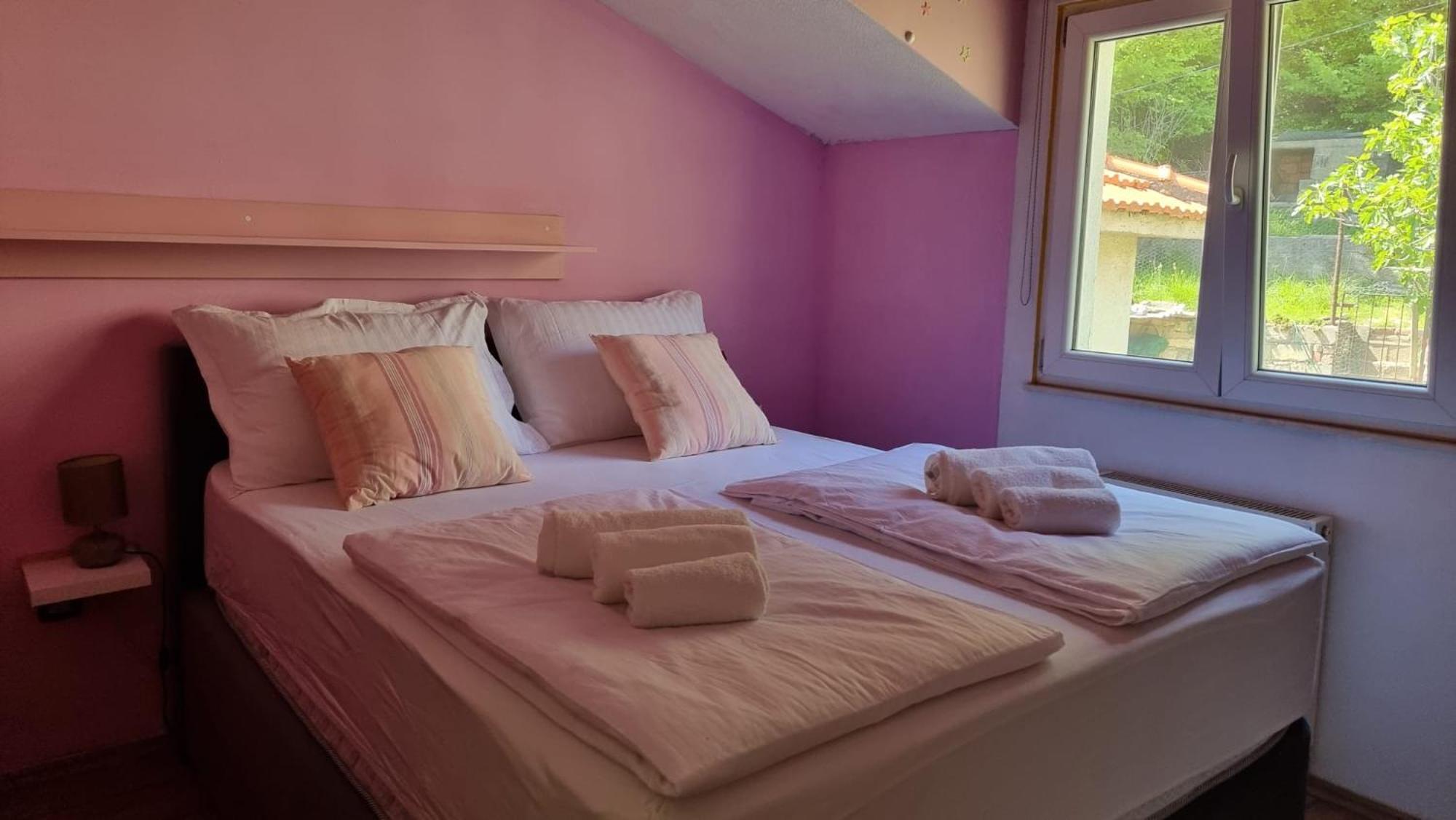 Guest House Klara Solin Exterior foto